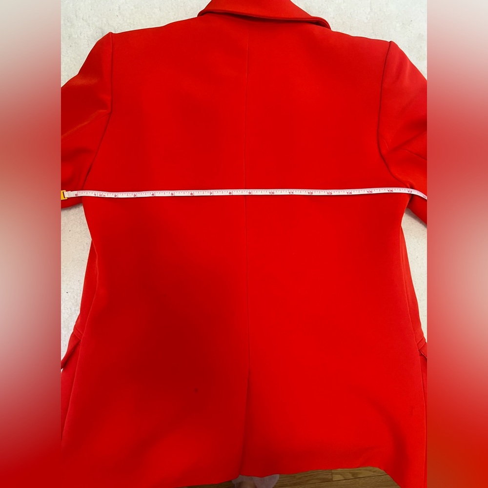 Suite Red Medium - image 6